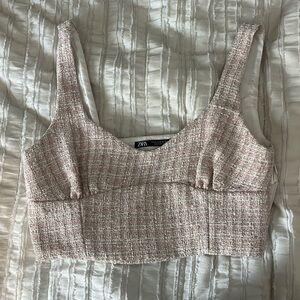 Pink knitted crop top